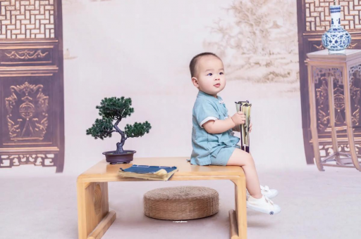 栖霞宝宝吃迷糊奶如何纠正
